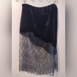Frame Black Velvet And Lace Skirt Size Large